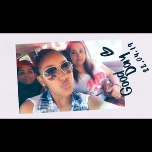 Meet your Posher, Sandra